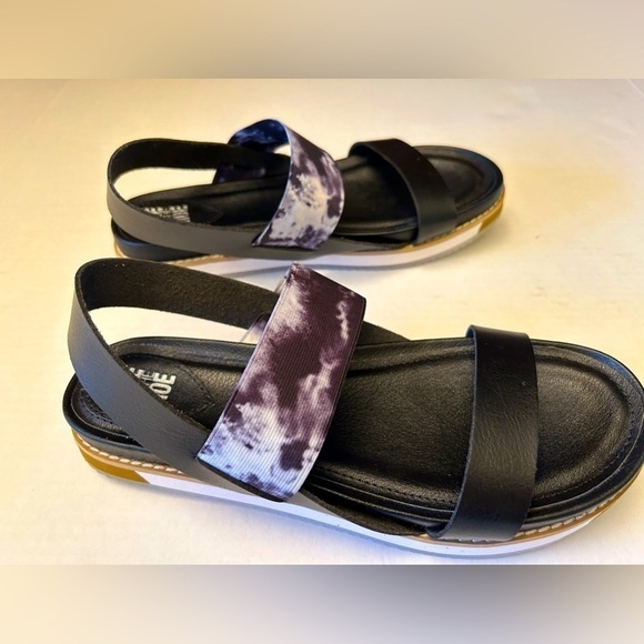 Jane and The Shoe Melody strap sandals NWOB Sz-9. E - Picture 3 of 6